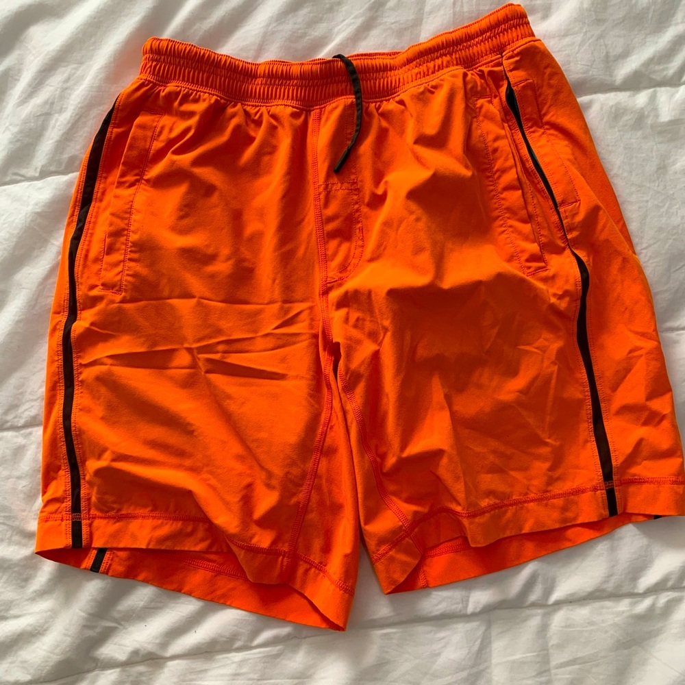 Lululemon Pace Breaker Shorts - 9 in inseam with liner